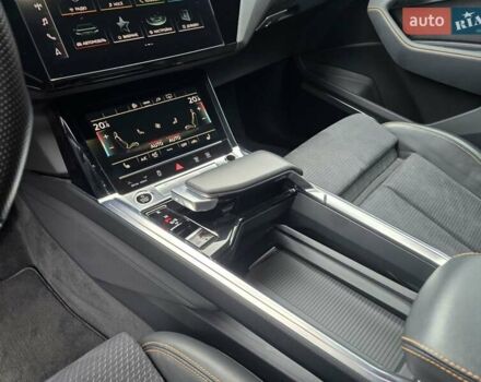 Черный Ауди E-Tron, объемом двигателя 0 л и пробегом 43 тыс. км за 45999 $, фото 53 на Automoto.ua