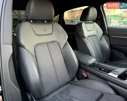 Черный Ауди E-Tron, объемом двигателя 0 л и пробегом 45 тыс. км за 30900 $, фото 44 на Automoto.ua