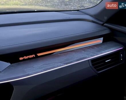 Чорний Ауді E-Tron, об'ємом двигуна 0 л та пробігом 103 тис. км за 36600 $, фото 23 на Automoto.ua