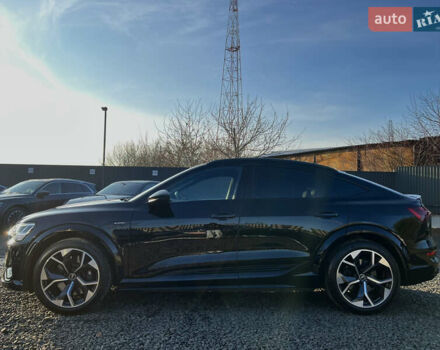 Черный Ауди E-Tron, объемом двигателя 0 л и пробегом 32 тыс. км за 47561 $, фото 4 на Automoto.ua
