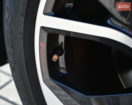 Черный Ауди E-Tron, объемом двигателя 0 л и пробегом 65 тыс. км за 44284 $, фото 20 на Automoto.ua