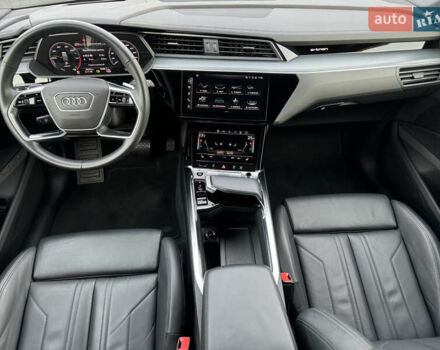 Черный Ауди E-Tron, объемом двигателя 0 л и пробегом 30 тыс. км за 43500 $, фото 20 на Automoto.ua