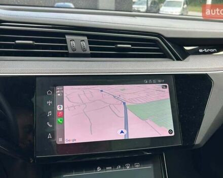 Чорний Ауді E-Tron, об'ємом двигуна 0 л та пробігом 83 тис. км за 43000 $, фото 19 на Automoto.ua