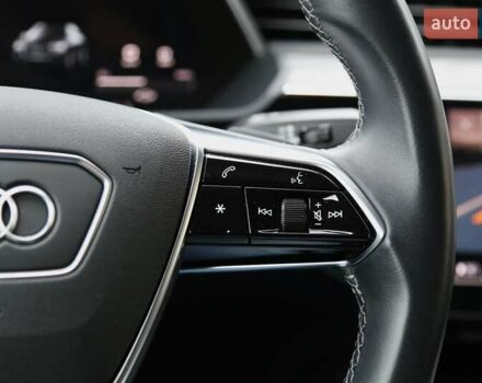 Чорний Ауді E-Tron, об'ємом двигуна 0 л та пробігом 78 тис. км за 43000 $, фото 35 на Automoto.ua