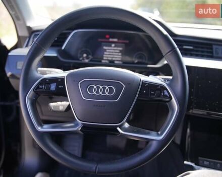 Черный Ауди E-Tron, объемом двигателя 0 л и пробегом 45 тыс. км за 32900 $, фото 14 на Automoto.ua