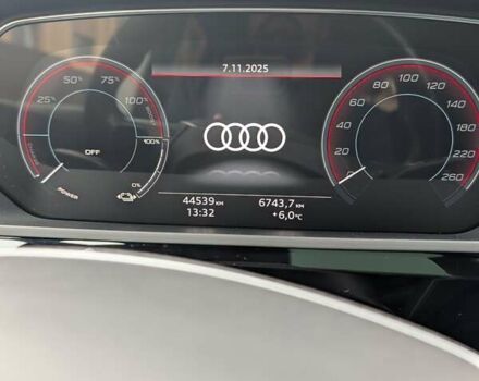 Чорний Ауді E-Tron, об'ємом двигуна 0 л та пробігом 45 тис. км за 41500 $, фото 7 на Automoto.ua