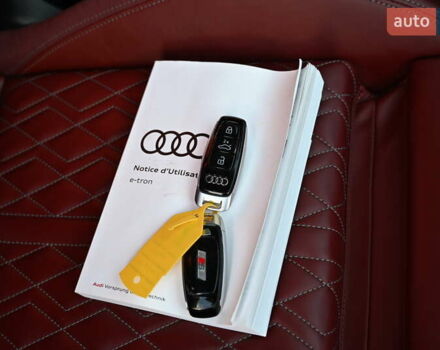 Черный Ауди E-Tron, объемом двигателя 0 л и пробегом 65 тыс. км за 44284 $, фото 18 на Automoto.ua