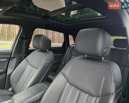 Чорний Ауді E-Tron, об'ємом двигуна 0 л та пробігом 61 тис. км за 47777 $, фото 59 на Automoto.ua