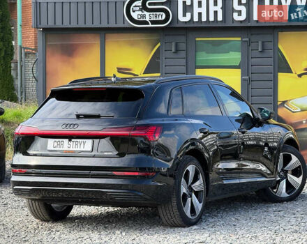Черный Ауди E-Tron, объемом двигателя 0 л и пробегом 80 тыс. км за 34500 $, фото 30 на Automoto.ua
