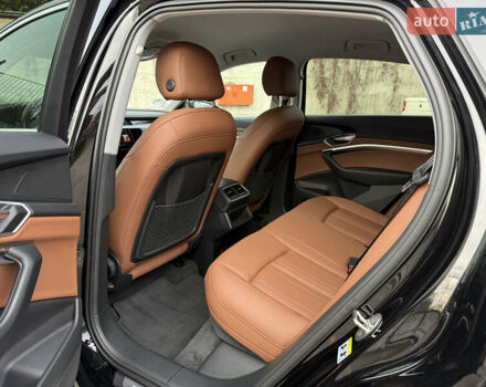 Черный Ауди E-Tron, объемом двигателя 0 л и пробегом 79 тыс. км за 29999 $, фото 41 на Automoto.ua