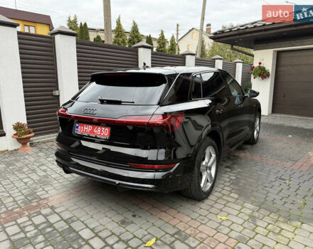Черный Ауди E-Tron, объемом двигателя 0 л и пробегом 64 тыс. км за 31700 $, фото 60 на Automoto.ua
