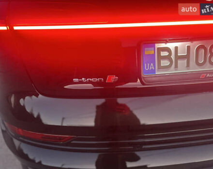 Чорний Ауді E-Tron, об'ємом двигуна 0 л та пробігом 57 тис. км за 41500 $, фото 53 на Automoto.ua