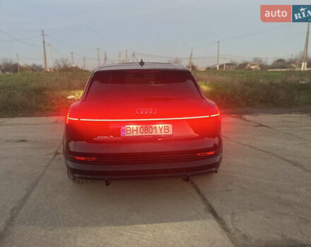 Чорний Ауді E-Tron, об'ємом двигуна 0 л та пробігом 57 тис. км за 41500 $, фото 50 на Automoto.ua