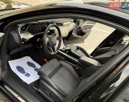 Черный Ауди E-Tron, объемом двигателя 0 л и пробегом 150 тыс. км за 31950 $, фото 121 на Automoto.ua
