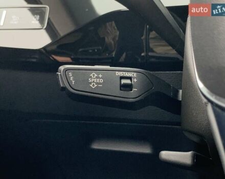 Черный Ауди E-Tron, объемом двигателя 0 л и пробегом 64 тыс. км за 35955 $, фото 58 на Automoto.ua