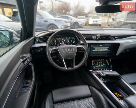 Чорний Ауді E-Tron, об'ємом двигуна 0 л та пробігом 54 тис. км за 45900 $, фото 16 на Automoto.ua
