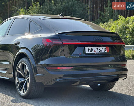 Черный Ауди E-Tron, объемом двигателя 0 л и пробегом 55 тыс. км за 44999 $, фото 50 на Automoto.ua