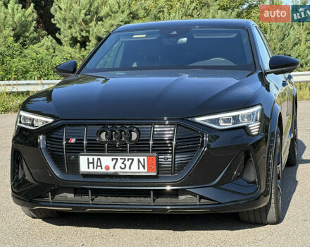 Черный Ауди E-Tron, объемом двигателя 0 л и пробегом 55 тыс. км за 44999 $, фото 22 на Automoto.ua