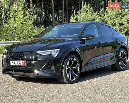Черный Ауди E-Tron, объемом двигателя 0 л и пробегом 55 тыс. км за 44999 $, фото 8 на Automoto.ua