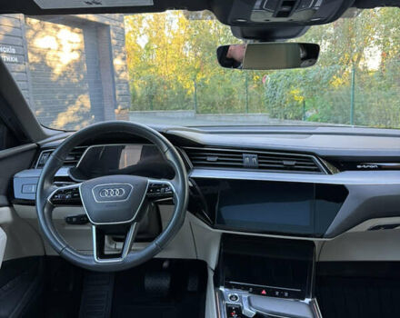 Черный Ауди E-Tron, объемом двигателя 0 л и пробегом 91 тыс. км за 36500 $, фото 26 на Automoto.ua