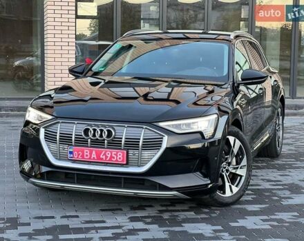 Ауди E-Tron 2022 в Виннице на Automoto.ua Черный Ауди E-Tron, объемом двигателя 0 л и пробегом 130 тыс. км за 28800 $, фото 2 на Automoto.ua