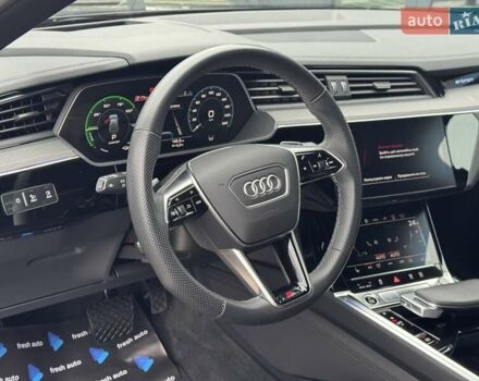 Черный Ауди E-Tron, объемом двигателя 0 л и пробегом 82 тыс. км за 39900 $, фото 16 на Automoto.ua