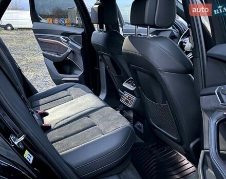 Чорний Ауді E-Tron, об'ємом двигуна 0 л та пробігом 103 тис. км за 36600 $, фото 35 на Automoto.ua