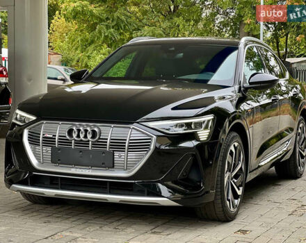 Черный Ауди E-Tron, объемом двигателя 0 л и пробегом 31 тыс. км за 45500 $, фото 8 на Automoto.ua