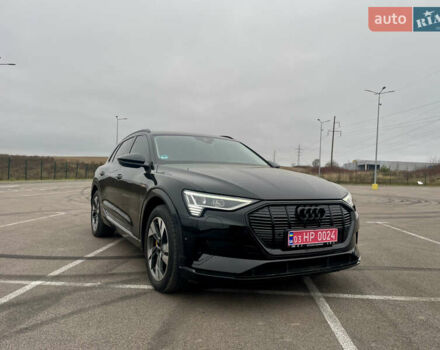 Черный Ауди E-Tron, объемом двигателя 0 л и пробегом 39 тыс. км за 39950 $, фото 7 на Automoto.ua