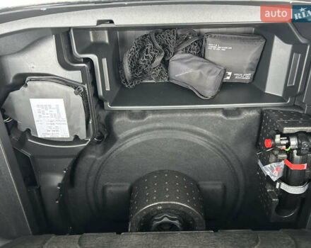 Чорний Ауді E-Tron, об'ємом двигуна 0 л та пробігом 23 тис. км за 54900 $, фото 5 на Automoto.ua