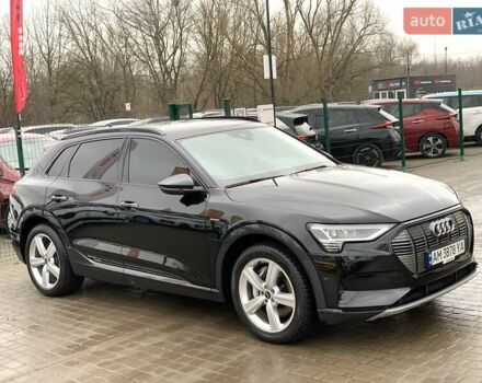 Черный Ауди E-Tron, объемом двигателя 0 л и пробегом 64 тыс. км за 35955 $, фото 6 на Automoto.ua