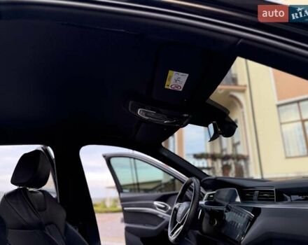 Черный Ауди E-Tron, объемом двигателя 0 л и пробегом 150 тыс. км за 31950 $, фото 138 на Automoto.ua