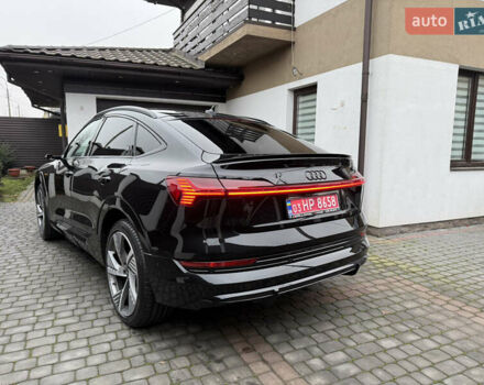 Черный Ауди E-Tron, объемом двигателя 0 л и пробегом 95 тыс. км за 38500 $, фото 7 на Automoto.ua