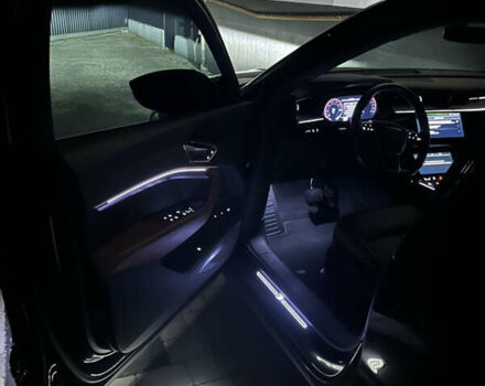 Чорний Ауді E-Tron, об'ємом двигуна 0 л та пробігом 78 тис. км за 42000 $, фото 37 на Automoto.ua