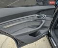 Чорний Ауді E-Tron, об'ємом двигуна 0 л та пробігом 61 тис. км за 47777 $, фото 68 на Automoto.ua
