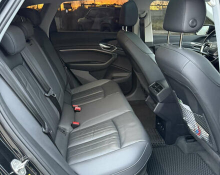 Черный Ауди E-Tron, объемом двигателя 0 л и пробегом 62 тыс. км за 36200 $, фото 30 на Automoto.ua