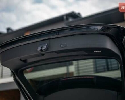 Черный Ауди E-Tron, объемом двигателя 0 л и пробегом 25 тыс. км за 55000 $, фото 64 на Automoto.ua