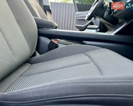 Черный Ауди E-Tron, объемом двигателя 0 л и пробегом 97 тыс. км за 30900 $, фото 53 на Automoto.ua