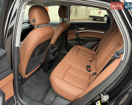 Черный Ауди E-Tron, объемом двигателя 0 л и пробегом 79 тыс. км за 29999 $, фото 43 на Automoto.ua