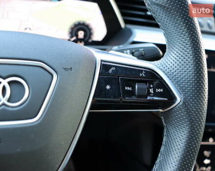 Черный Ауди E-Tron, объемом двигателя 0 л и пробегом 17 тыс. км за 44900 $, фото 23 на Automoto.ua