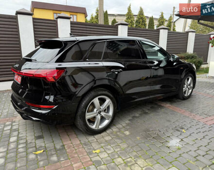 Черный Ауди E-Tron, объемом двигателя 0 л и пробегом 64 тыс. км за 31700 $, фото 14 на Automoto.ua