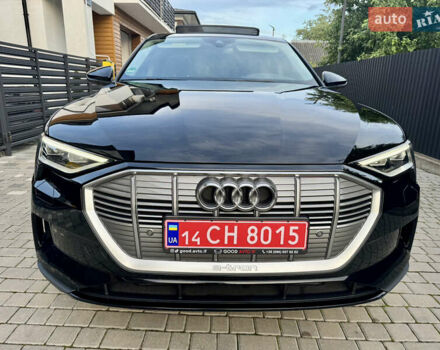Чорний Ауді E-Tron, об'ємом двигуна 0 л та пробігом 96 тис. км за 30900 $, фото 22 на Automoto.ua