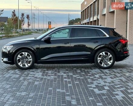 Ауди E-Tron 2022 в Виннице на Automoto.ua Черный Ауди E-Tron, объемом двигателя 0 л и пробегом 130 тыс. км за 28800 $, фото 3 на Automoto.ua