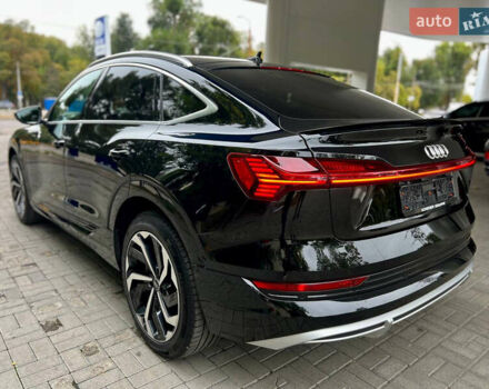 Черный Ауди E-Tron, объемом двигателя 0 л и пробегом 31 тыс. км за 45500 $, фото 15 на Automoto.ua