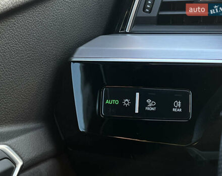 Черный Ауди E-Tron, объемом двигателя 0 л и пробегом 32 тыс. км за 47561 $, фото 58 на Automoto.ua