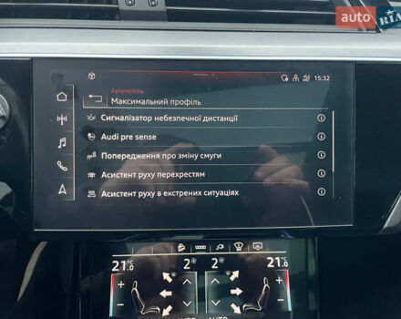 Черный Ауди E-Tron, объемом двигателя 0 л и пробегом 89 тыс. км за 39900 $, фото 55 на Automoto.ua