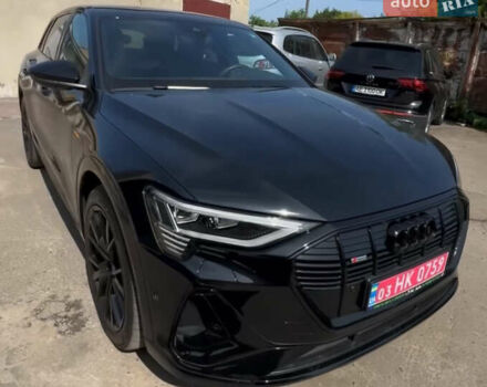 Черный Ауди E-Tron, объемом двигателя 0 л и пробегом 29 тыс. км за 38999 $, фото 5 на Automoto.ua