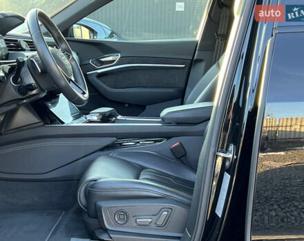 Черный Ауди E-Tron, объемом двигателя 0 л и пробегом 32 тыс. км за 47561 $, фото 25 на Automoto.ua