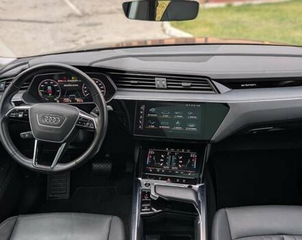 Чорний Ауді E-Tron, об'ємом двигуна 0 л та пробігом 45 тис. км за 41500 $, фото 15 на Automoto.ua