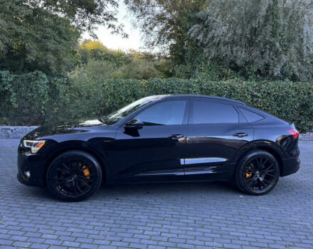 Черный Ауди E-Tron, объемом двигателя 0 л и пробегом 91 тыс. км за 36500 $, фото 55 на Automoto.ua